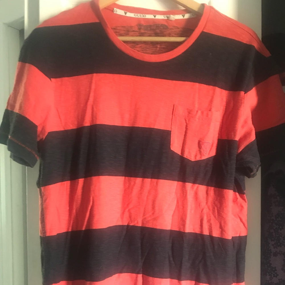 Guess Tshirt